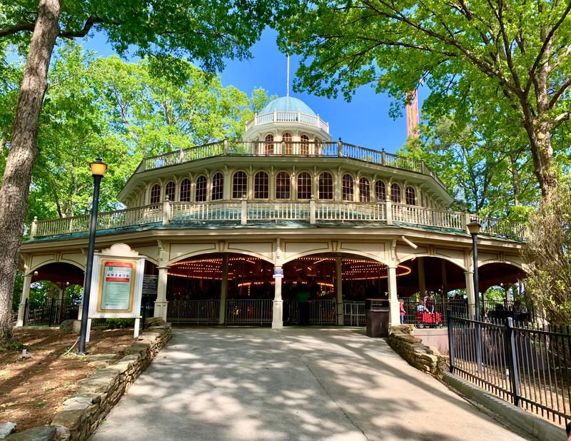 Six Flags Over Georgia: Where Thrills Meet History