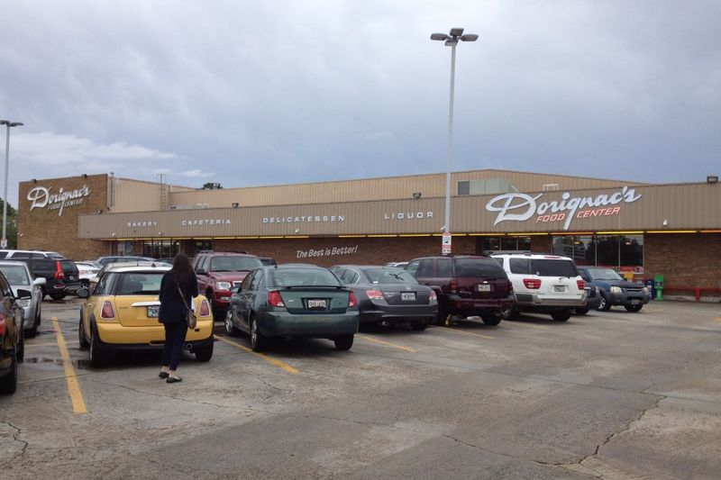Dorignac's Food Center in Metairie: Local Favorite for Seafood Shopping