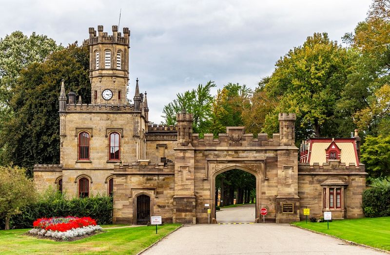Allegheny Cemetery: Pittsburgh's 300-Acre Sanctuary