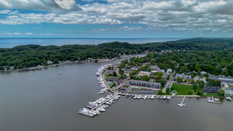 Saugatuck-Douglas Transformed By Seasonal Population Explosion