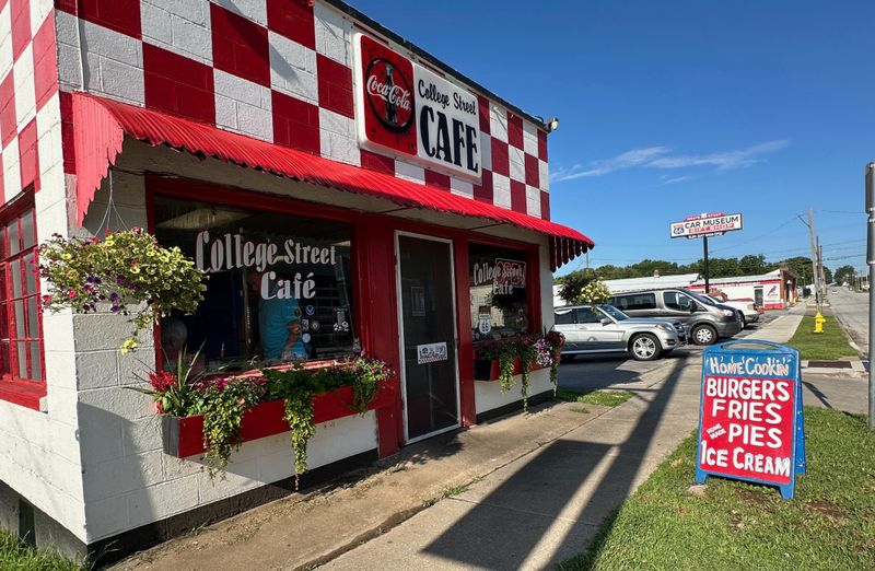 College Park Diner (formerly College Park Café)