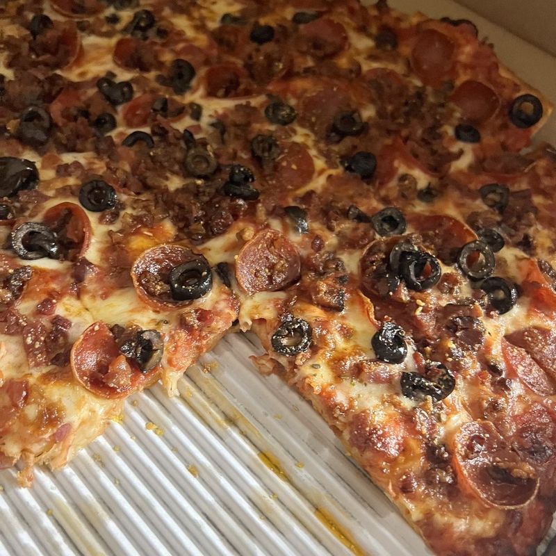 Pizza Cottage - Indian Lake's Vacation Must-Have