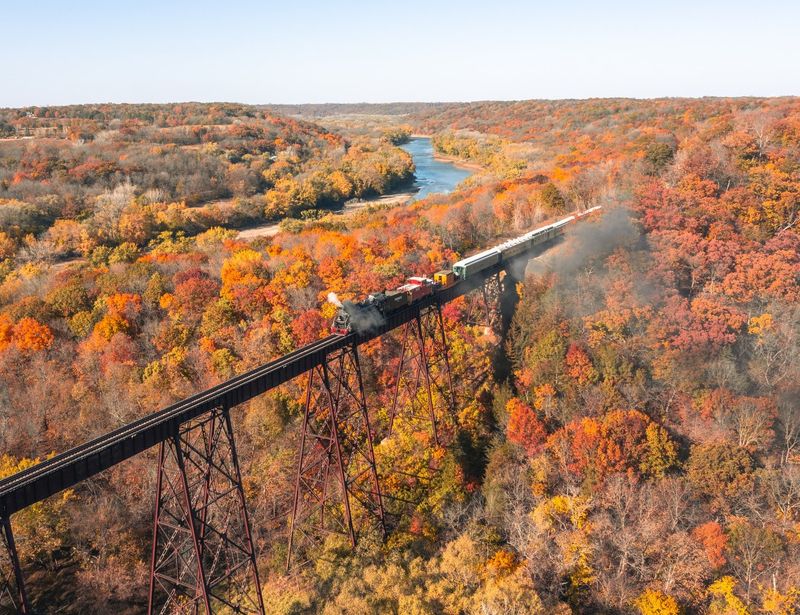 Fall-Themed Attractions That Draw Travelers