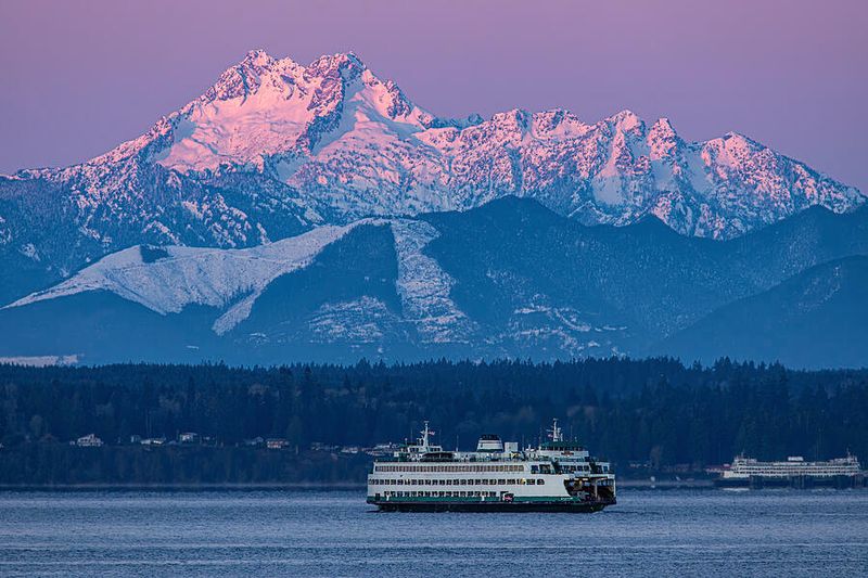 Kingston to Edmonds: The Commuter Route with Vacation Views