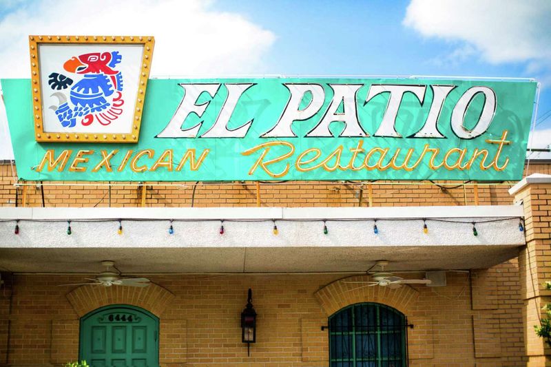 El Patio in Austin: Old-School Plates in a Family Setting