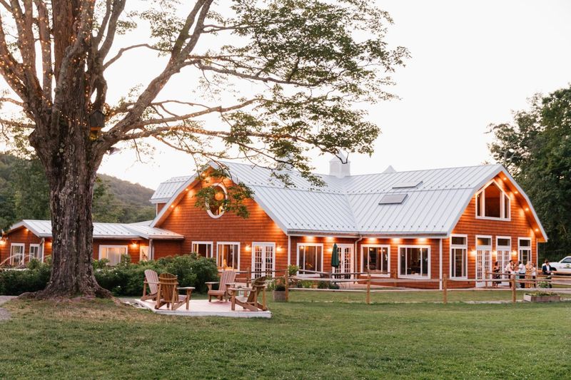 Full Moon Resort in Big Indian