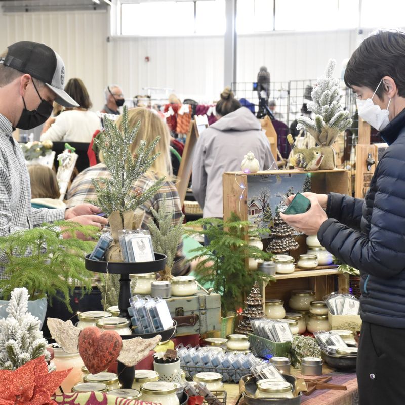 Handcrafted Holiday Market