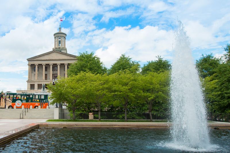 Midday Exploration: Nashville's Cultural Stopover