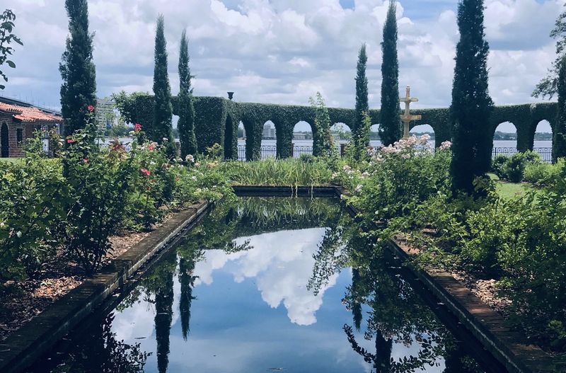 Cummer Museum of Art and Gardens: Riverside Formal Gardens