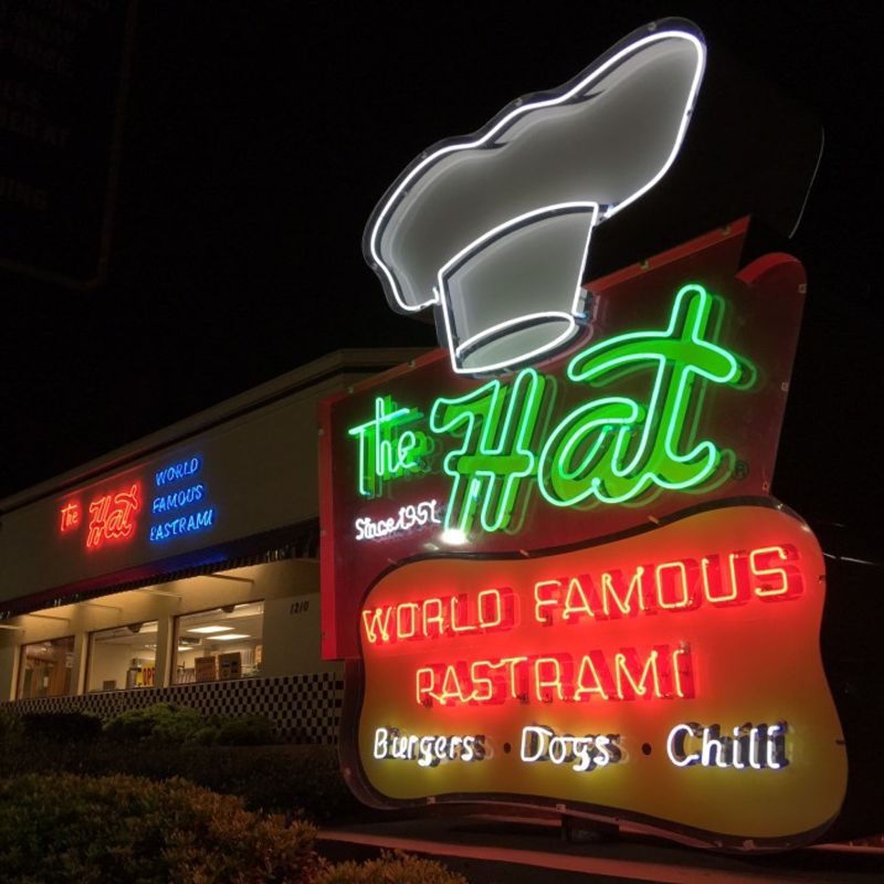 Late-Night Favorite for Locals and Road-Trippers