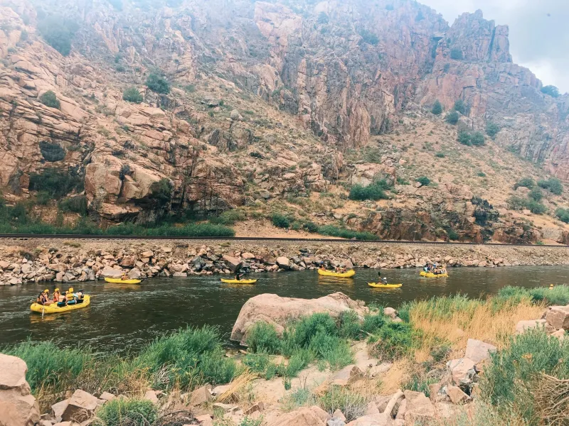 River-Wrapped Buena Vista