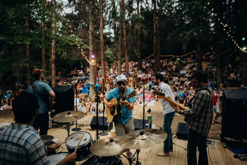 Duck Creek Log Jam: Roots Music in Hocking Hills