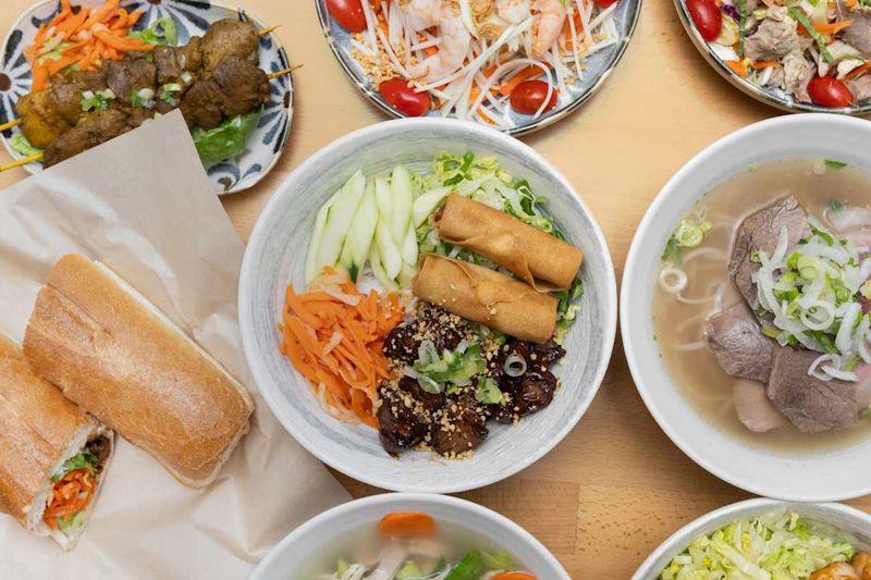 Cha Pa's Noodles & Grill 