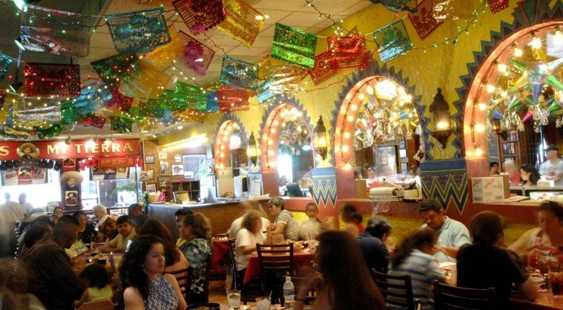 Mi Tierra Café y Panadería in San Antonio: 24-Hour Fiesta Atmosphere