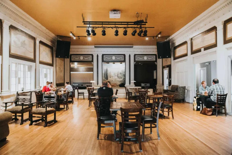 IKE Box Café: Salem's Historic Haven