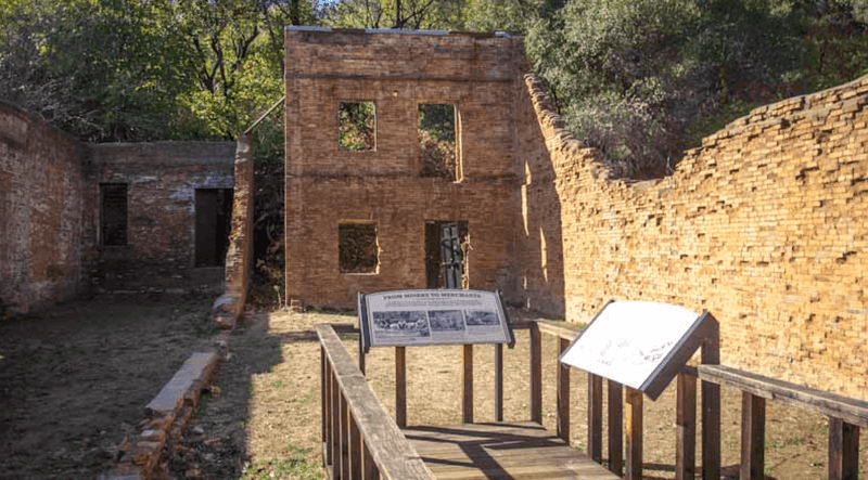 Shasta: The Queen City of California's Northern Mines