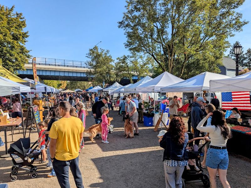 Haymaker Farmers Market, Kent