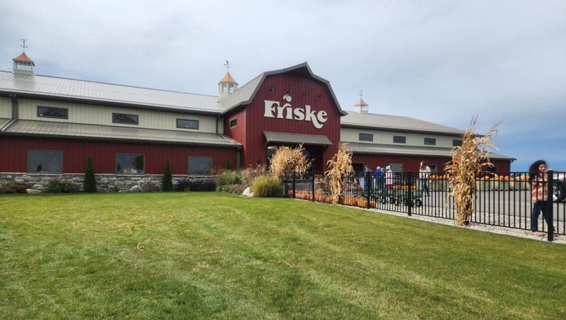 Friske Farm Market, Ellsworth
