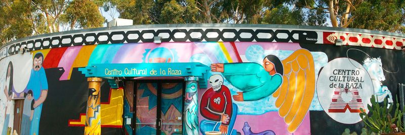 Centro Cultural de la Raza
