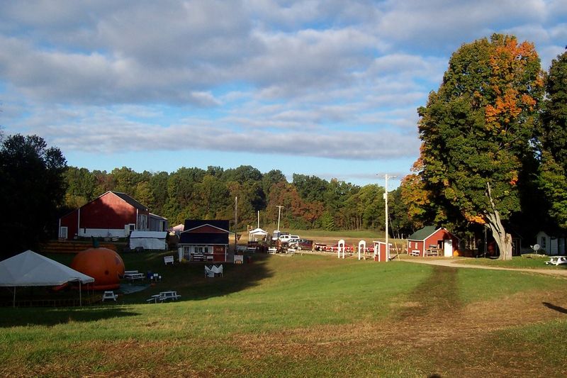 VerHage Fruit Farms & Cider Mill - Kalamazoo