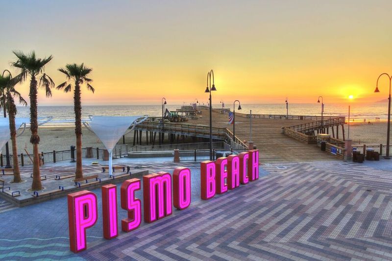 Pismo Beach Pier Promenade (Pismo Beach)