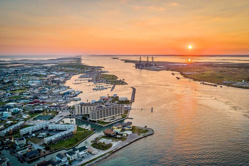 Port Aransas, Texas: Fishing Paradise with Wallet-Friendly Fun