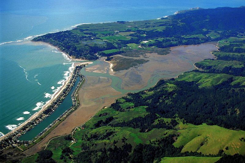 Bolinas: The Town That Removes Road Signs