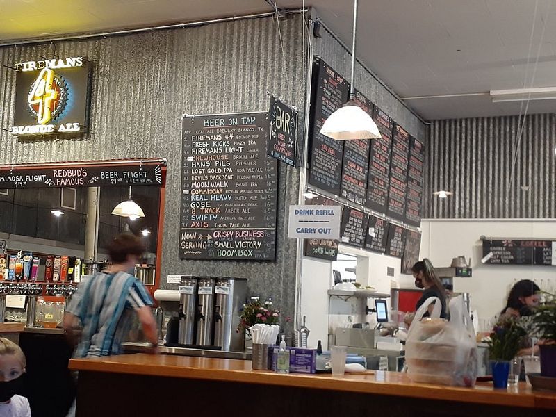 Redbud Cafe's Pecan Paradise