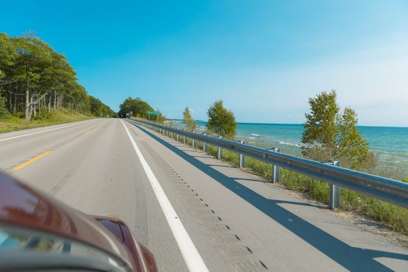 US-2 Lake Michigan Shoreline: Superior's Southern Coast