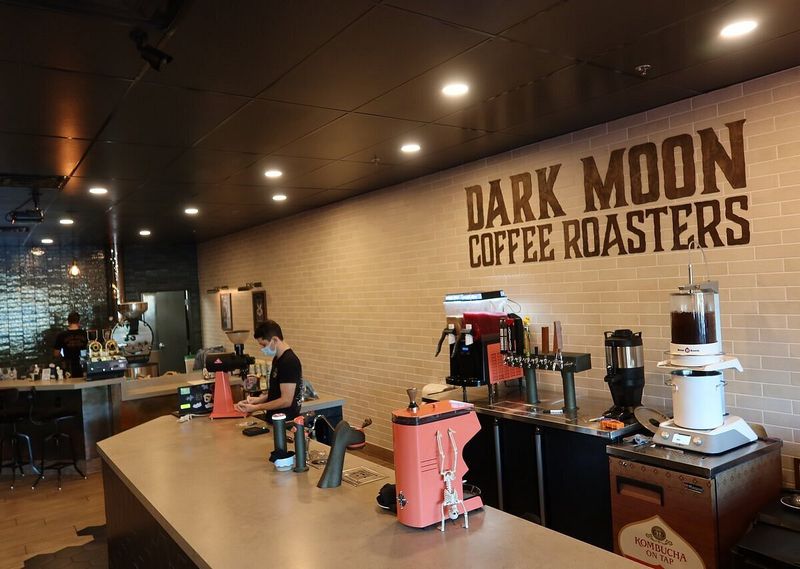 Dark Moon Coffee Roasters (Henderson)