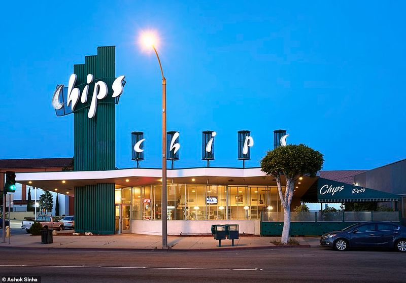 Chips: The Hawthorne Coffee Institution With Pancakes As Big As Your Head
