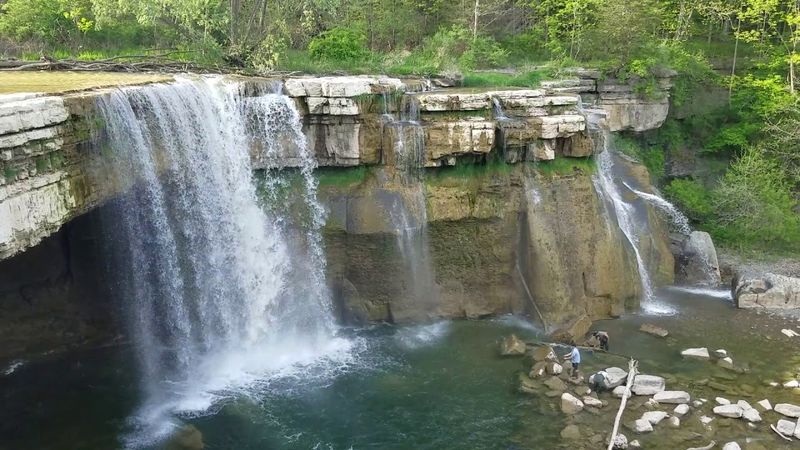 Ludlowville Falls (Eastern Finger Lakes, near Cayuga Lake)