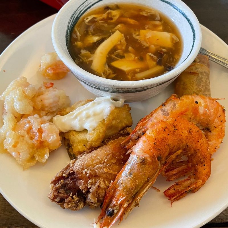 Hokkaido Seafood Buffet: Ocean Treasures Galore
