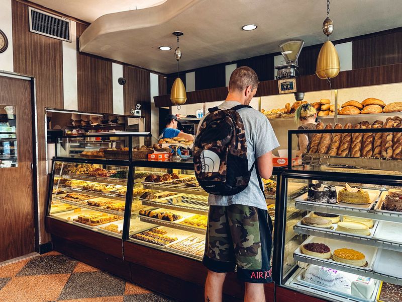 Caputo's Bake Shop: Carroll Gardens' Italian Bread Sanctuary