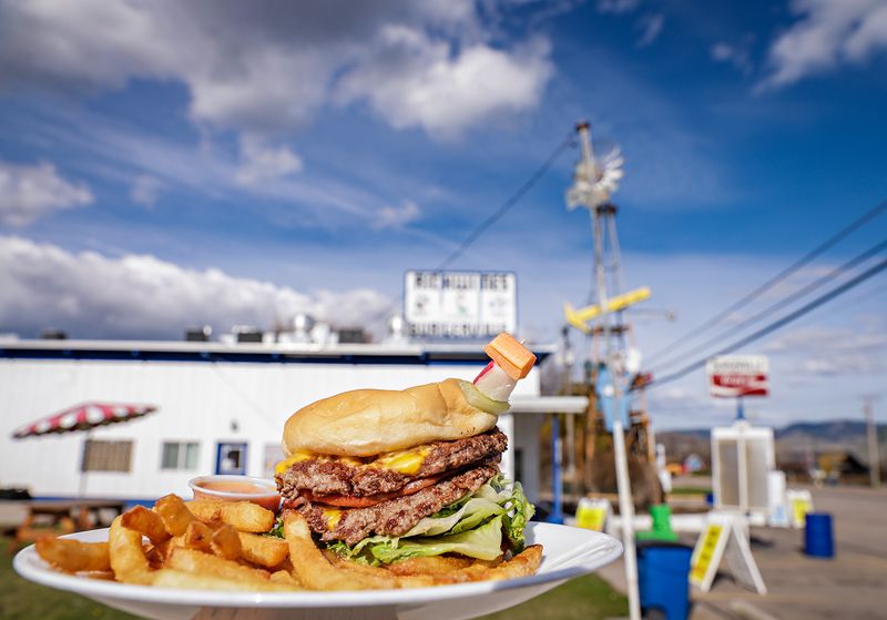 Richwine’s Burgerville (Polson)