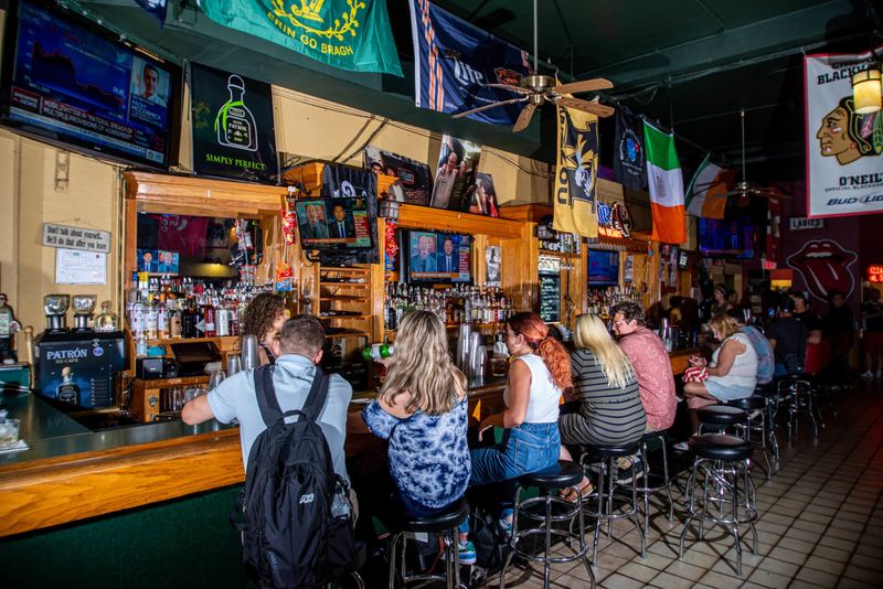 O'Neil's On Wells: Loop's Beloved Sports Sanctuary