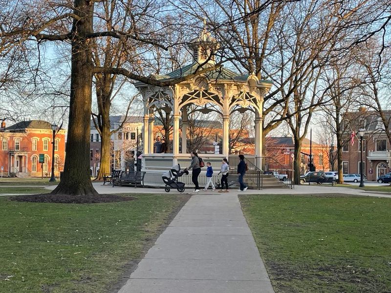 Medina: A Town Square Straight From Another Era