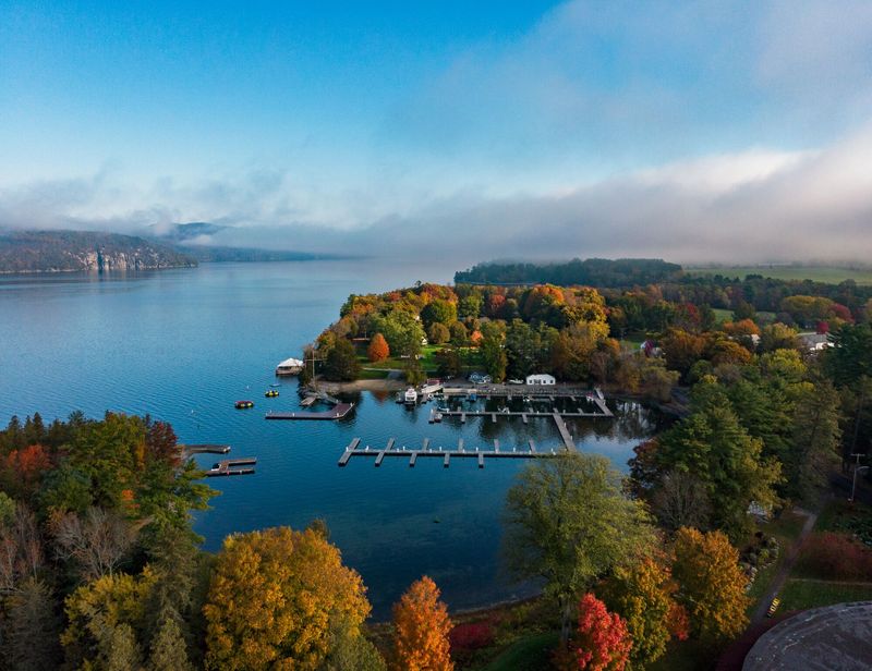 Lake Champlain Islands' Extended Color Season