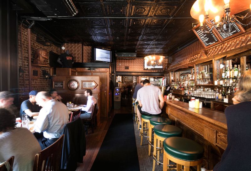 Corner Bistro, Manhattan