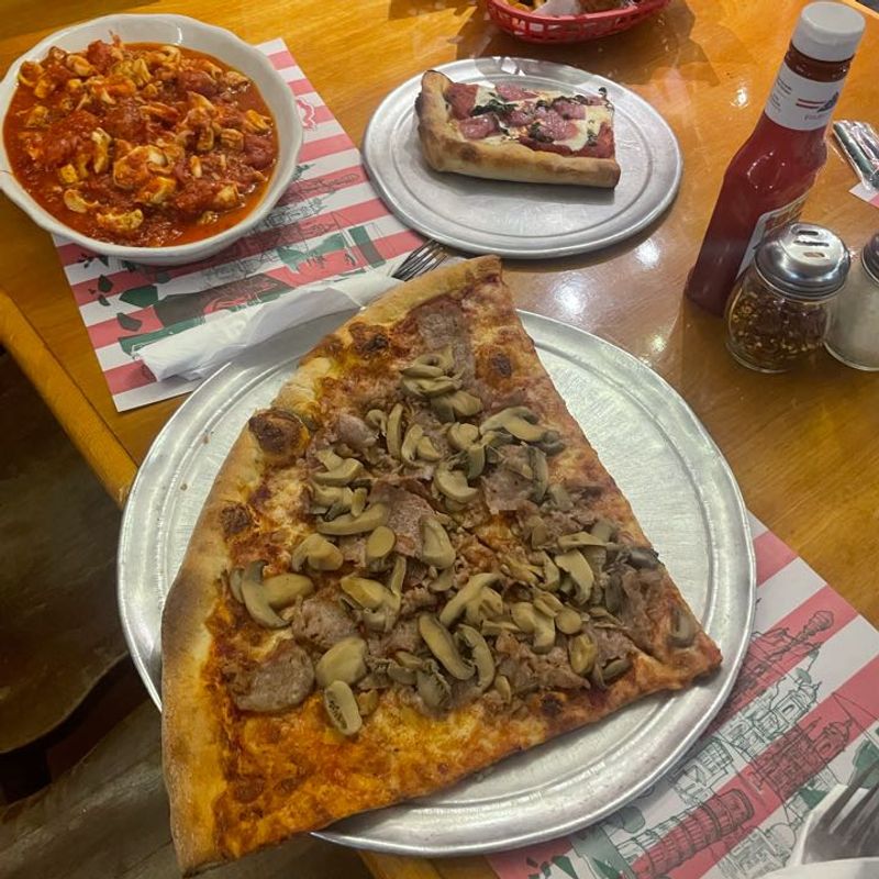 Gappy's Pizza: Hudson Valley's Crispy Sensation