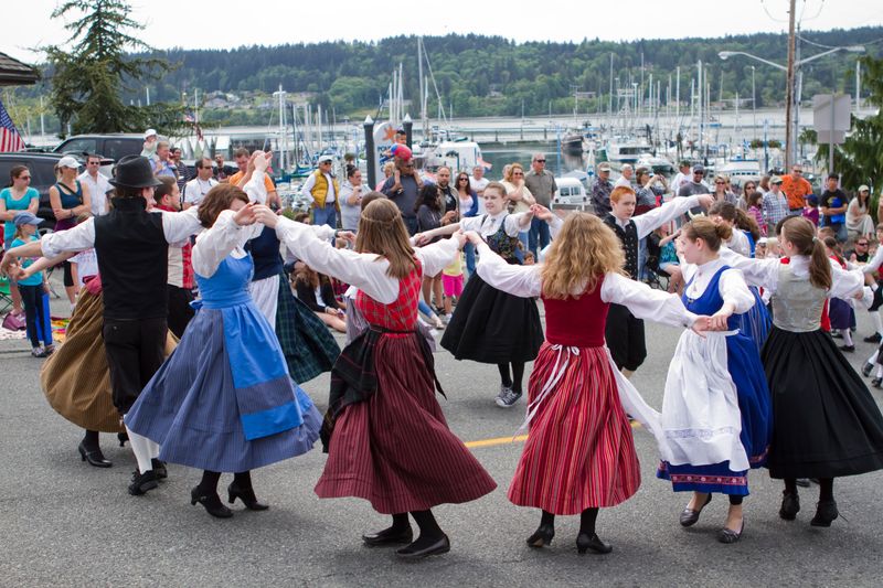 Poulsbo's Viking Fest Parade
