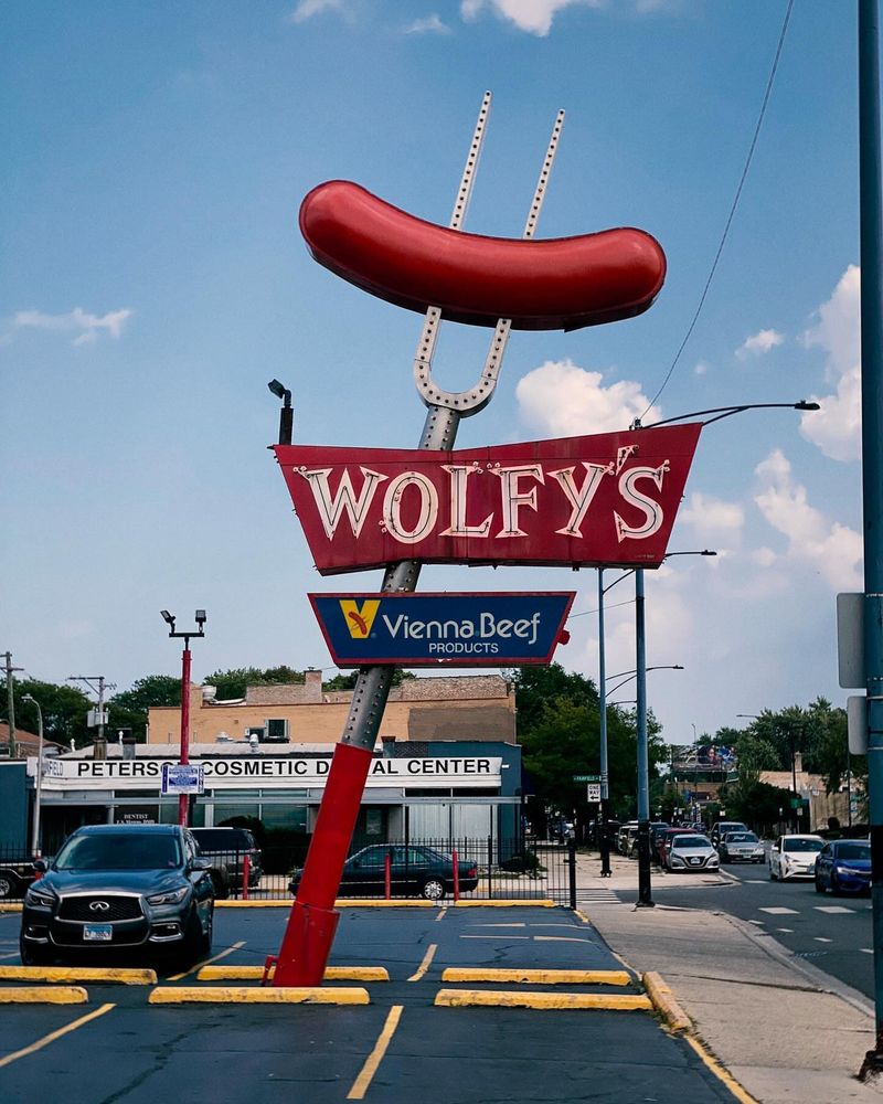 Wolfy's: The Giant Hot Dog Landmark