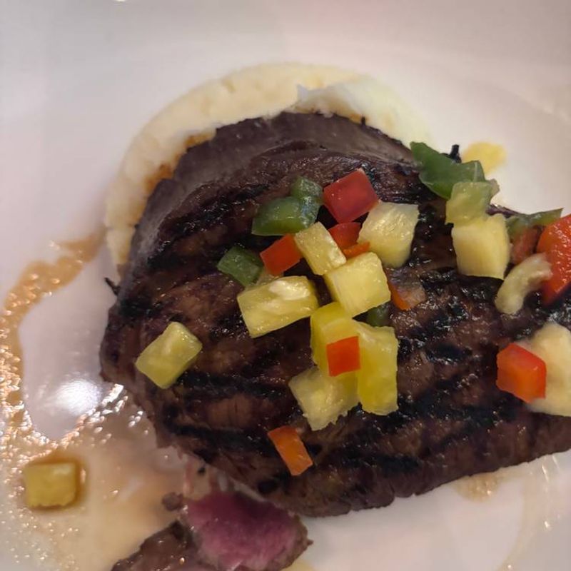 Cuts Steakhouse (Suwanee / Downtown Atlanta)