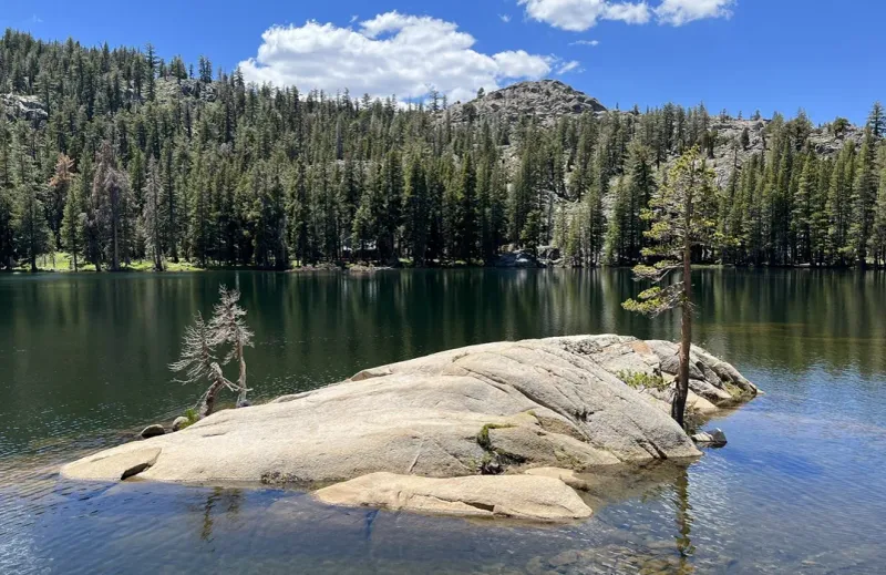 Woods Lake (Eldorado National Forest)
