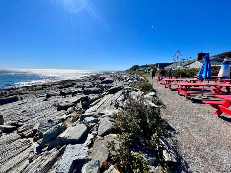 The Lobster Shack at Two Lights: Ocean-View Dining on the Rocks