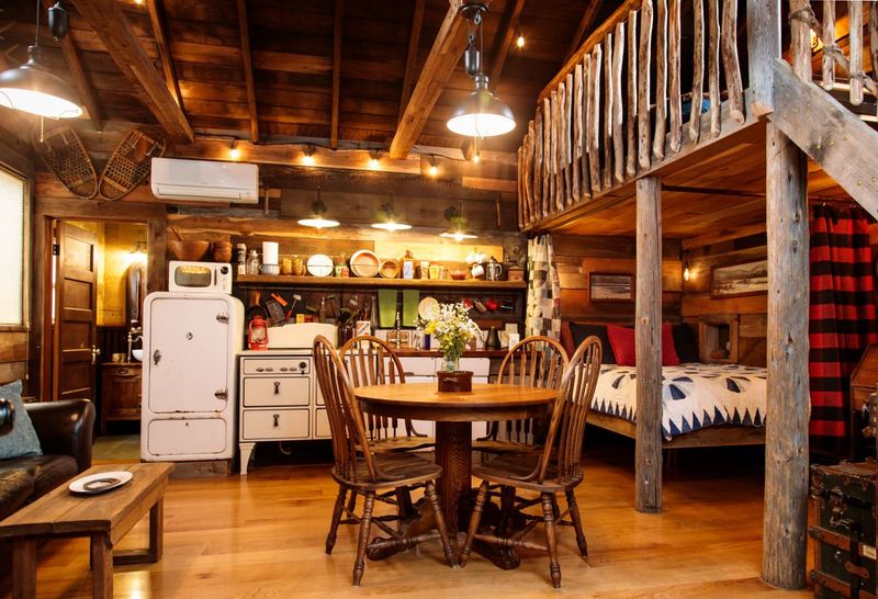 The Front Porch Inn (Arcata, CA)