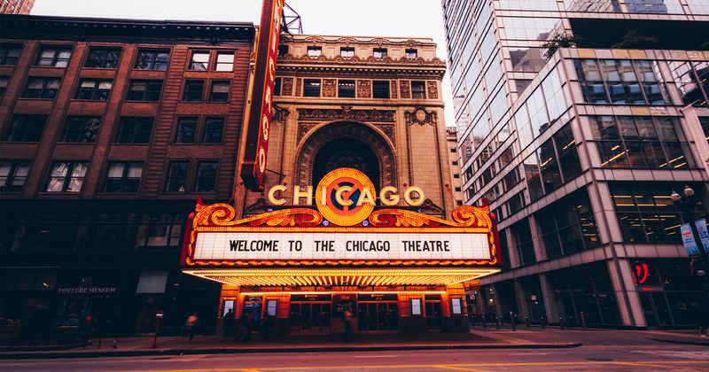 Chicago Theatre: Gotham's Cultural Jewel
