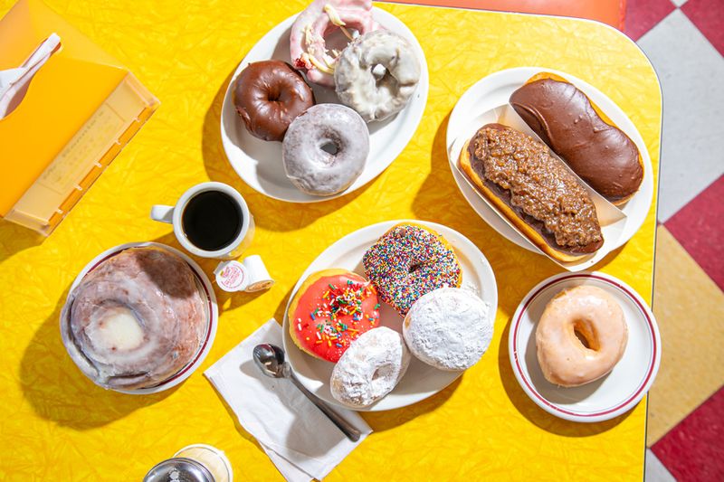 Mr. Ronnie’s Famous Hot Donuts
