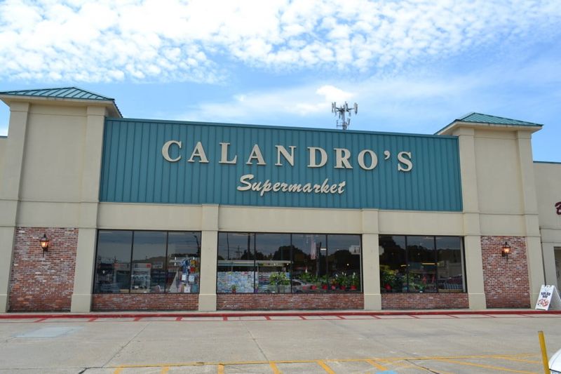 Calandro's Supermarket in Baton Rouge: Family-Owned With Quality Selection