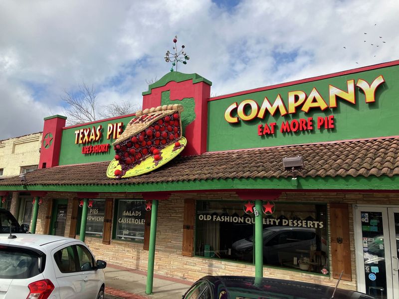 The Texas Pie Company: Kyle's Crown Jewel